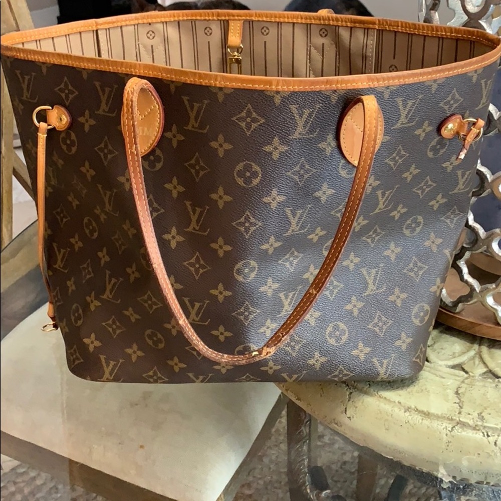 Authentic Louis Vuitton Neverfull Mm